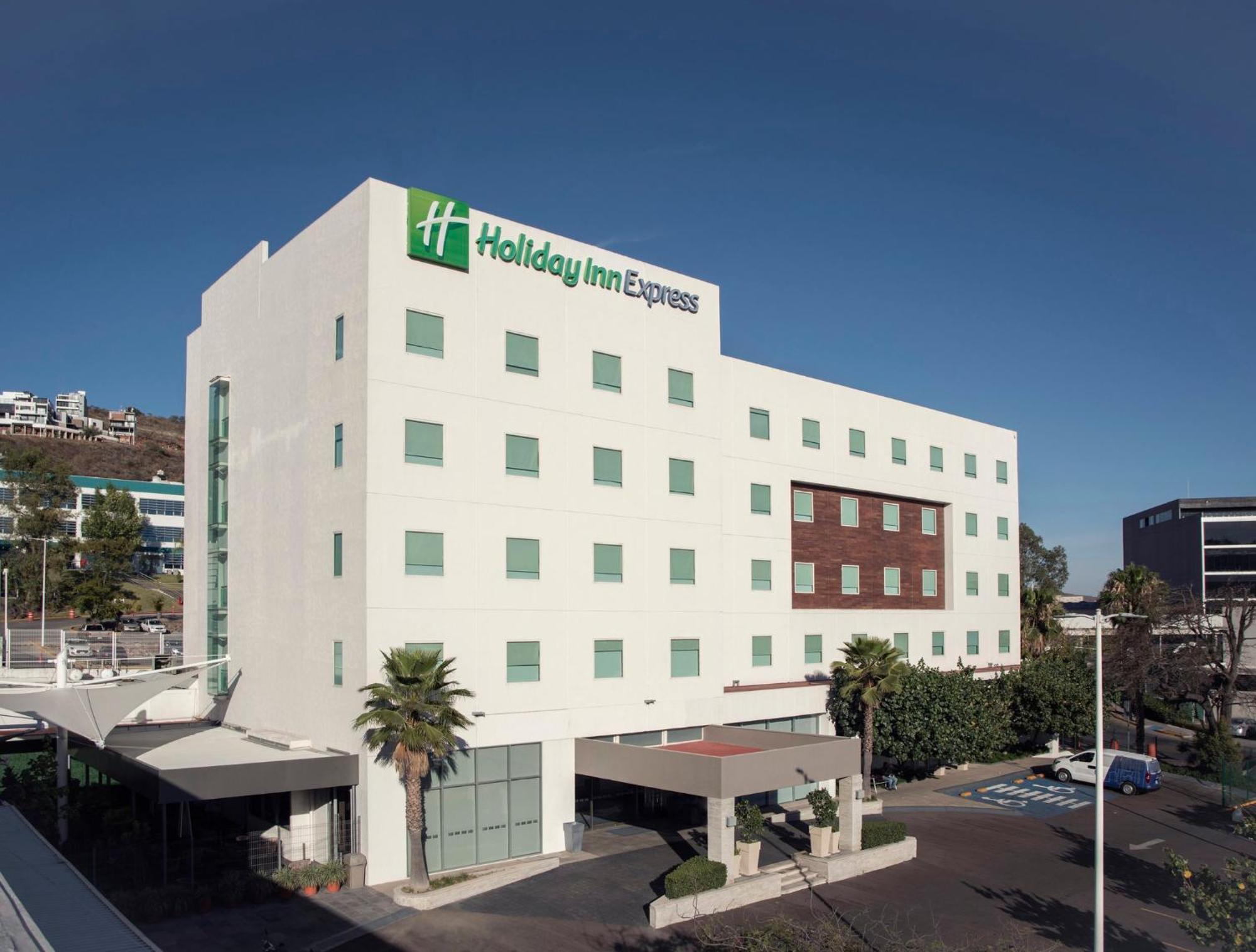 ספופן Holiday Inn Express Guadalajara Iteso By Ihg מראה חיצוני תמונה